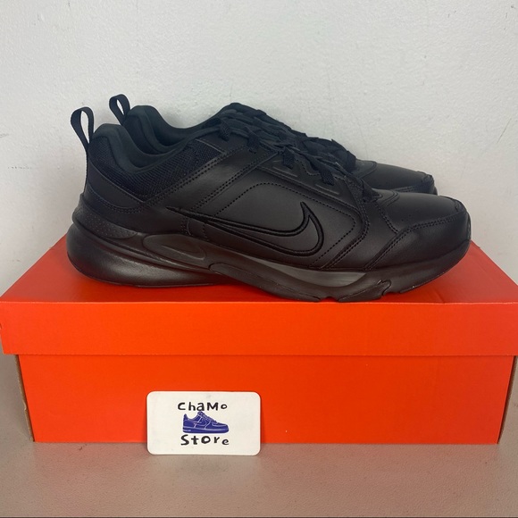 Nike DEFYALLDAY Black Athletic Training Sneakers Shoes DJ1196-001 Mens Size - Picture 1 of 10